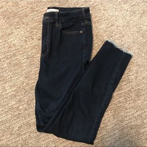 Abercrombie & Fitch Blue Jeans (Size 10R W30 L31)